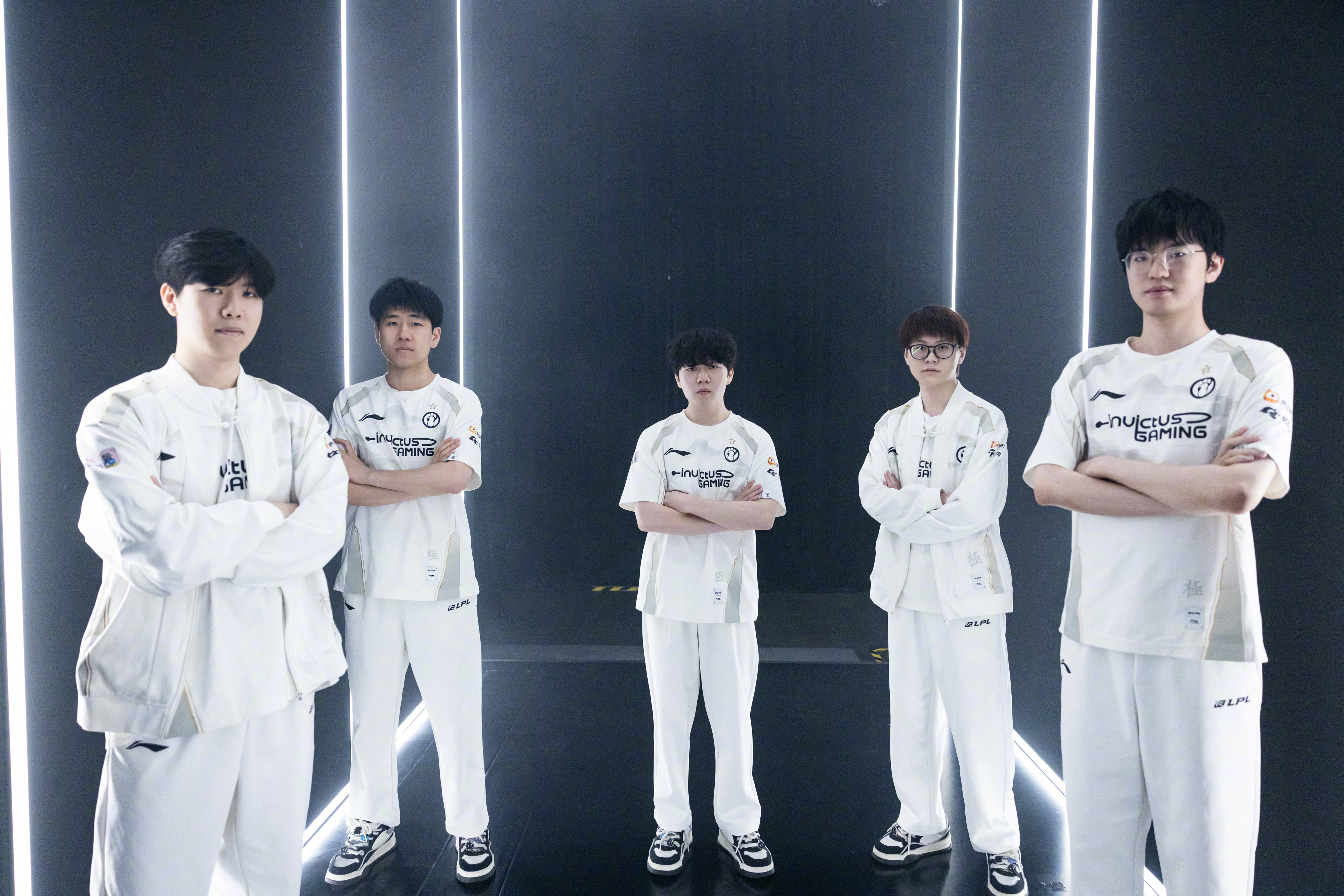 开云体育下载-TL碾压BLG，ShowMaker关键团战开团秒人鏖战多局小组赛，成为赛场最大亮点的简单介绍