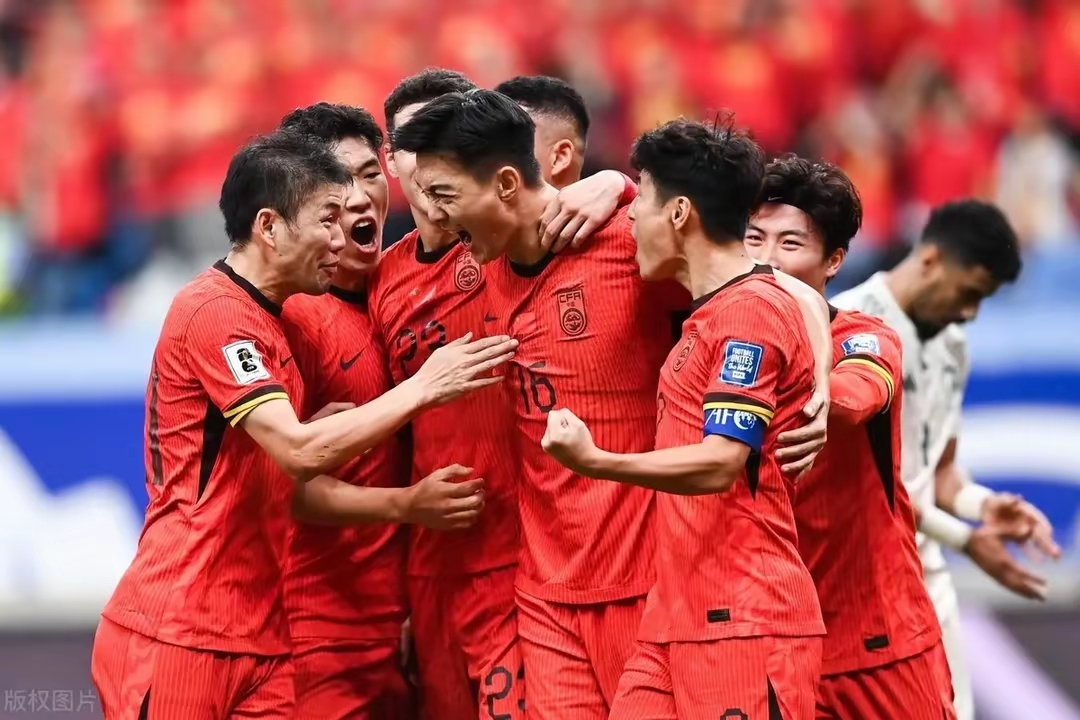 开云下载-热门球队备战国际比赛，全队士气高涨的简单介绍