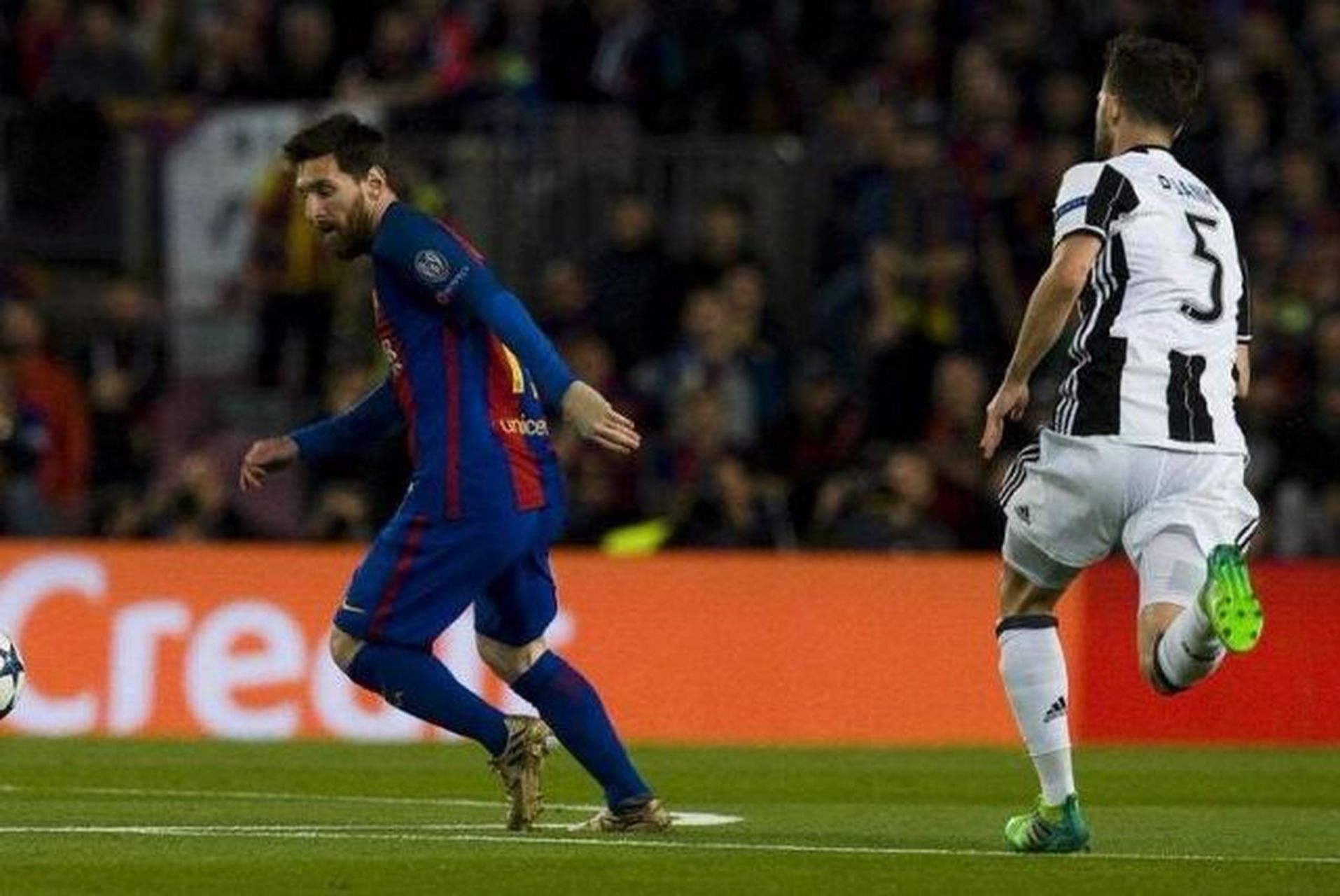 包含尤文图斯挑战巴塞罗那，欧冠比赛经验战术两对决的词条