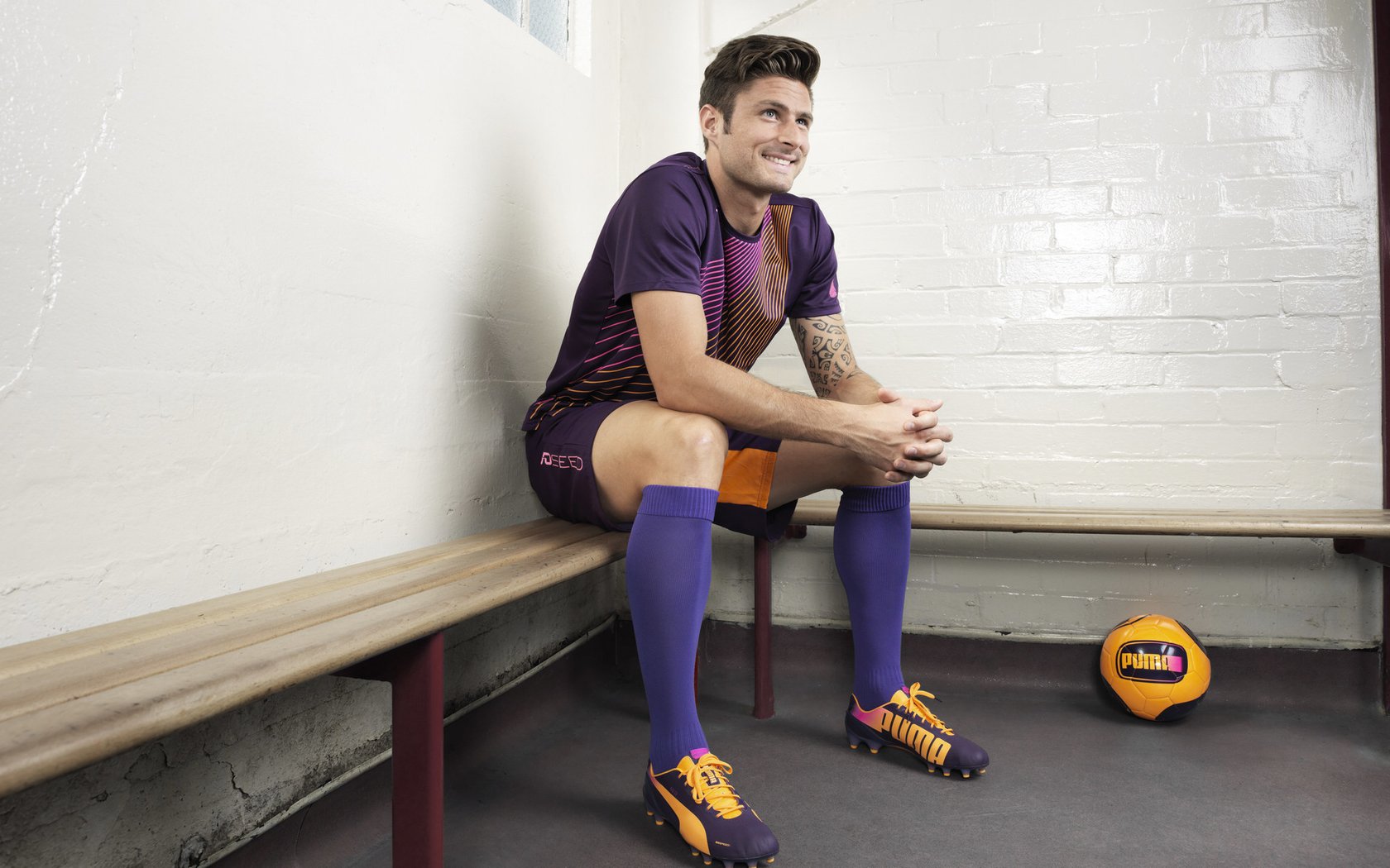 开云体育在线-意甲焦点战之夜，卡塞米罗末节接管比赛，诠释何为冠军心脏